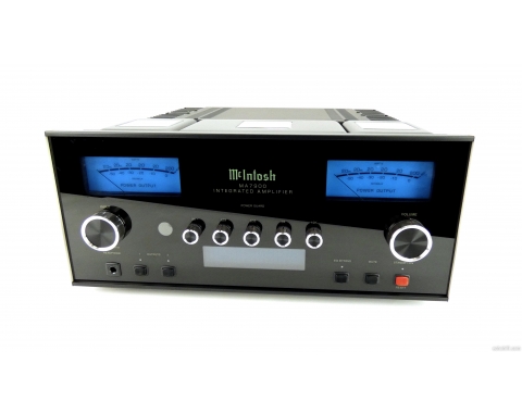 McIntosh MA7900 McIntosh MA7900